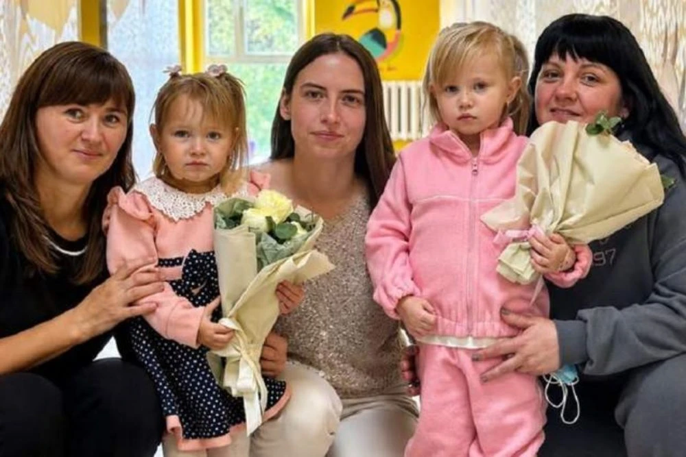 У Львові двом дівчаткам пересадили нирки від одного донора